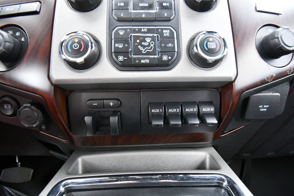 2015 Ford Super Duty F-350 SRW Platinum