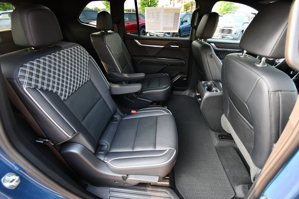 2024 GMC Acadia Denali