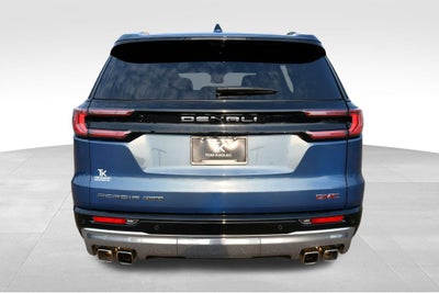 2024 GMC Acadia Denali