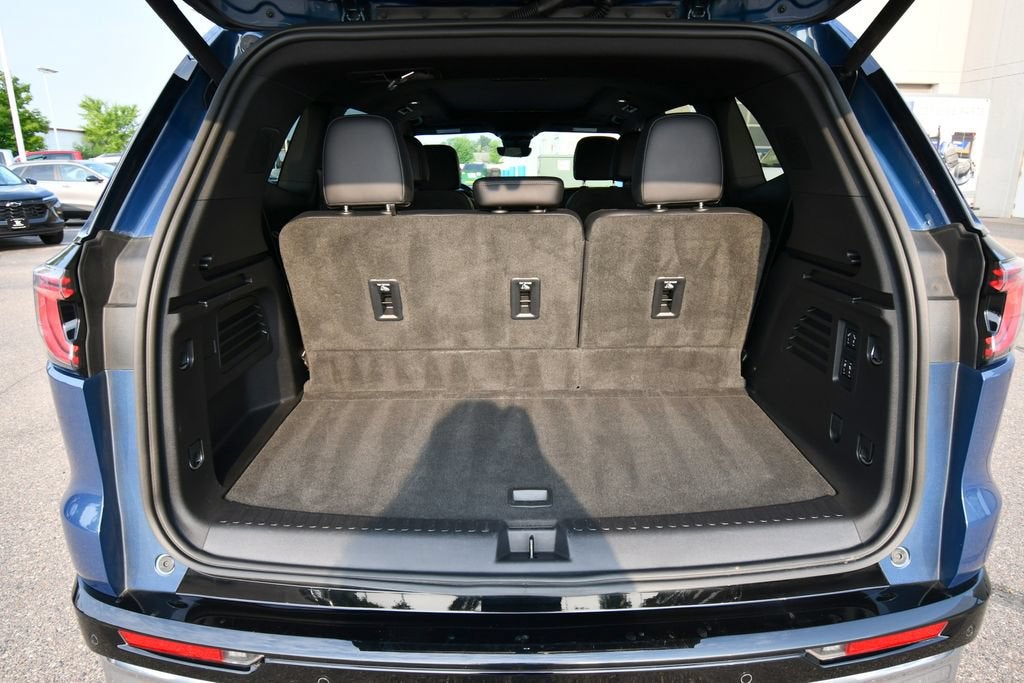 2024 GMC Acadia Denali