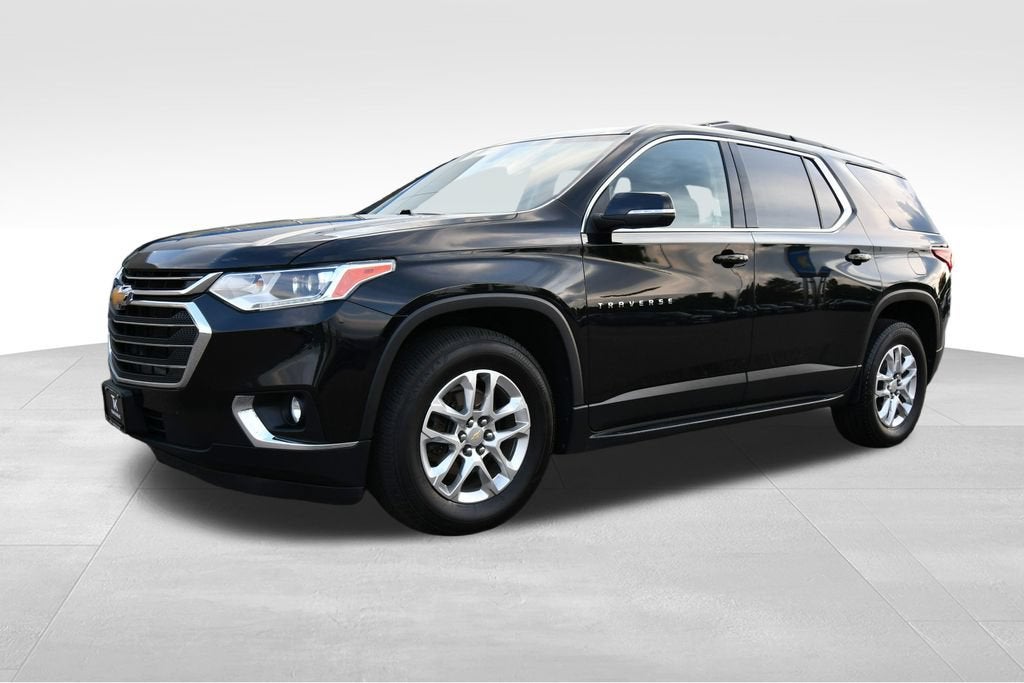 Used 2021 Chevrolet Traverse 3LT with VIN 1GNEVHKW0MJ168574 for sale in North Branch, Minnesota