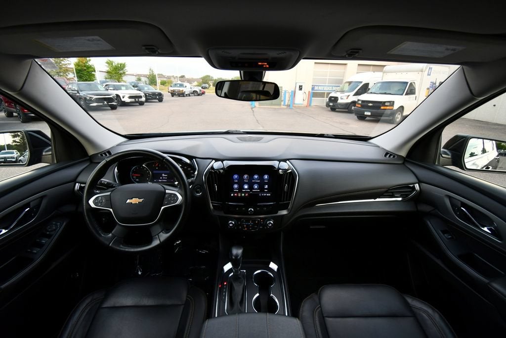 2021 Chevrolet Traverse LT Leather