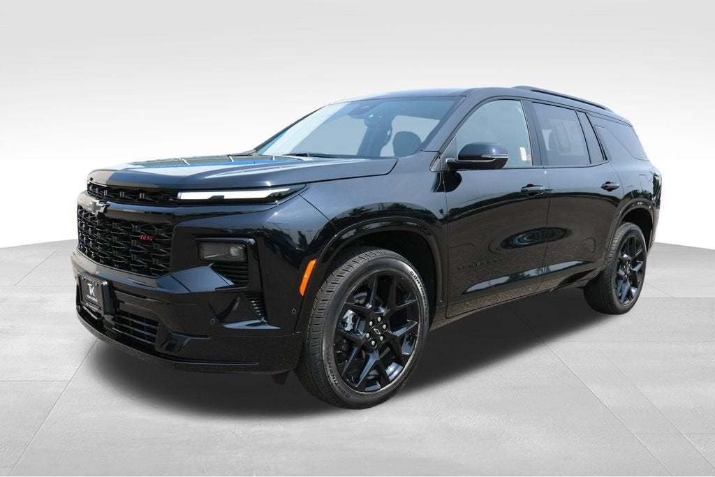 Used 2025 Chevrolet Traverse RS with VIN 1GNEVLRS6SJ305200 for sale in North Branch, Minnesota