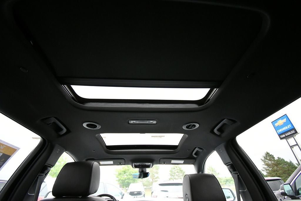 2023 Chevrolet Traverse High Country