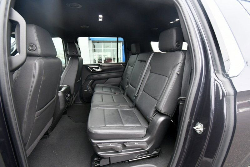 2024 Chevrolet Suburban LT