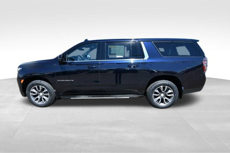 2023 Chevrolet Suburban LT