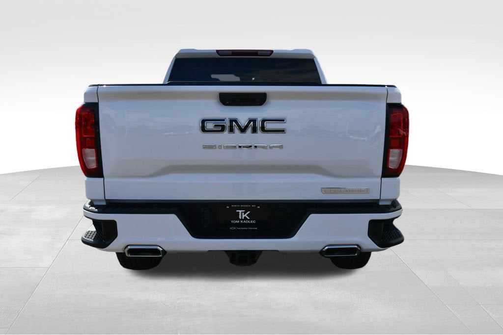 Used 2023 GMC Sierra 1500 Elevation with VIN 1GTUUCED0PZ124049 for sale in North Branch, Minnesota