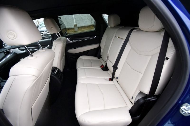2025 Cadillac XT5 Sport