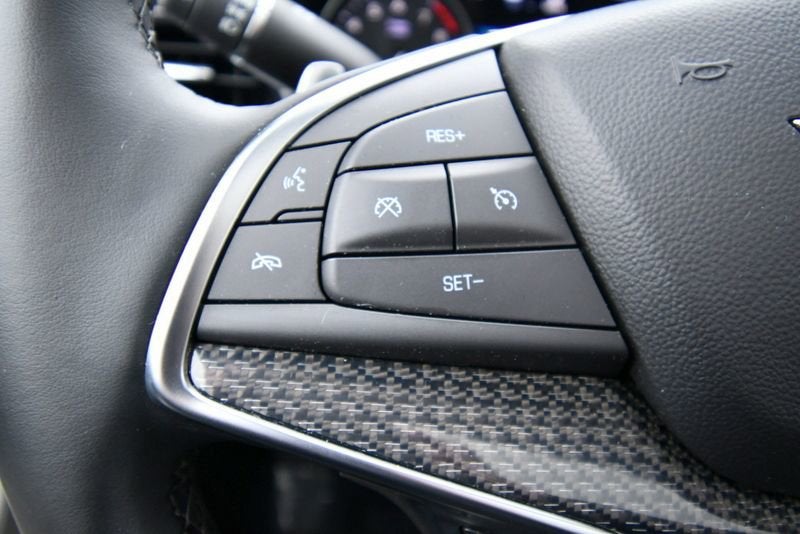 2025 Cadillac XT5 Sport