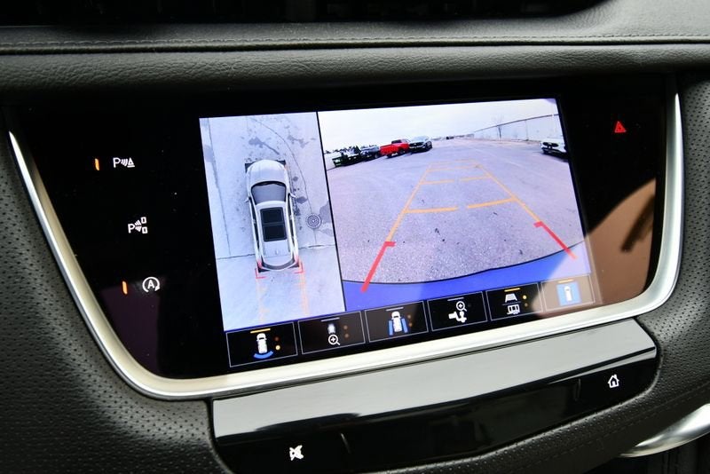 2025 Cadillac XT5 Sport