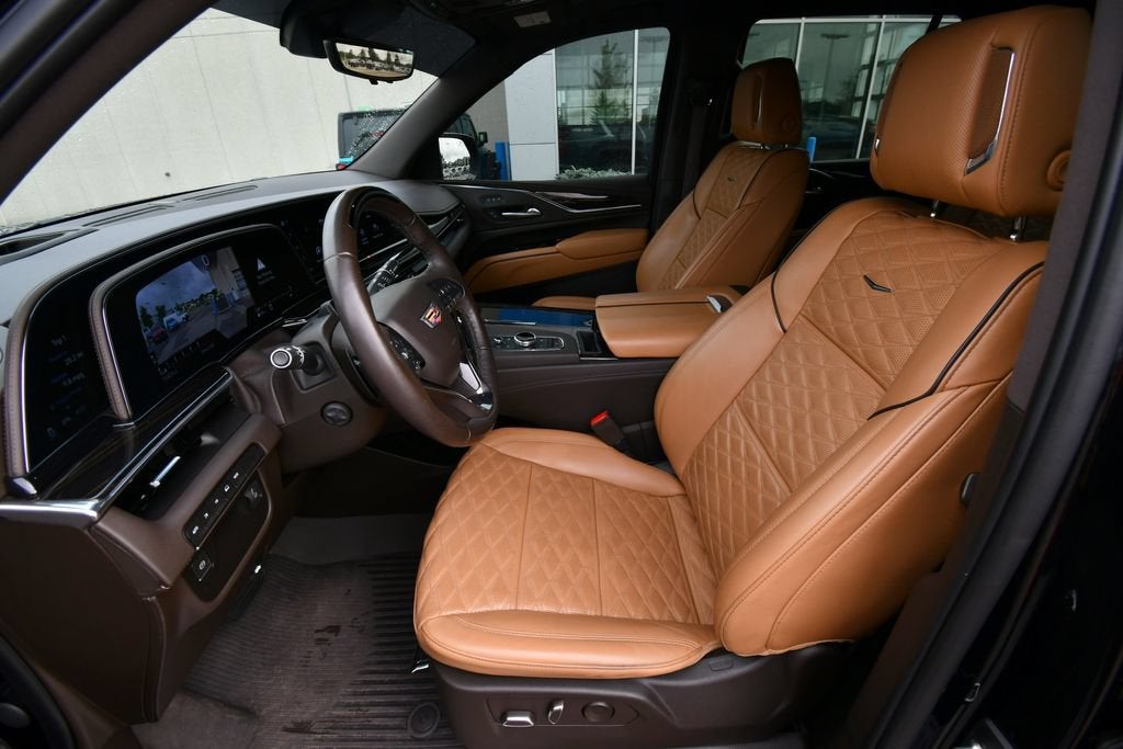 2023 Cadillac Escalade Premium Luxury