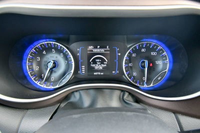 2024 Chrysler Voyager LX