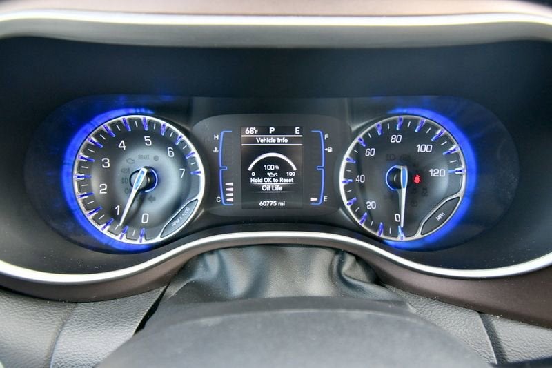 2024 Chrysler Voyager LX