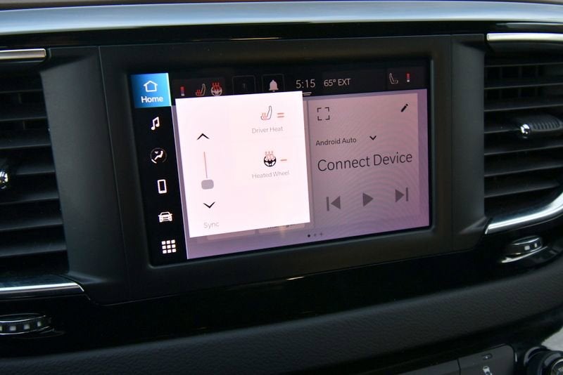 2024 Chrysler Voyager LX