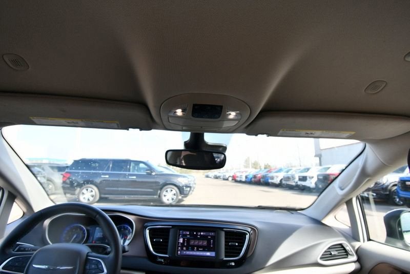 2024 Chrysler Voyager LX