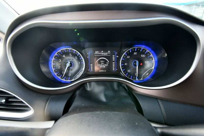 2024 Chrysler Voyager LX
