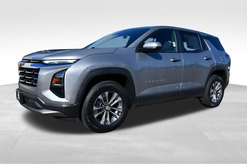 Used 2025 Chevrolet Equinox LT with VIN 3GNAXPEG8SL311025 for sale in North Branch, Minnesota