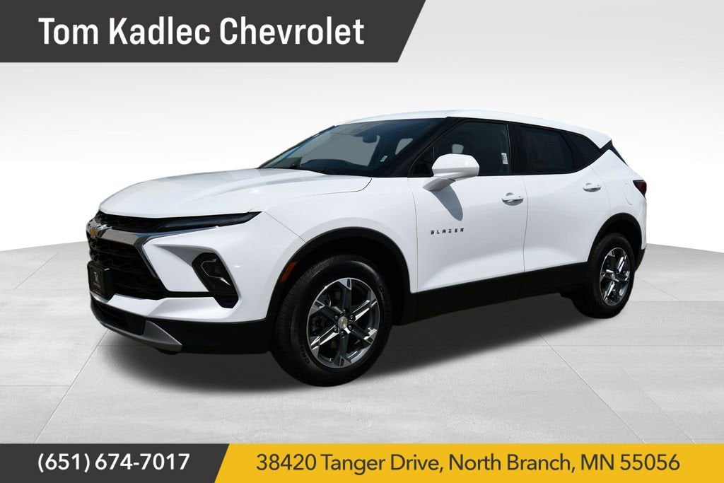 2025 Chevrolet Blazer 2.0T 2LT AWD's photo