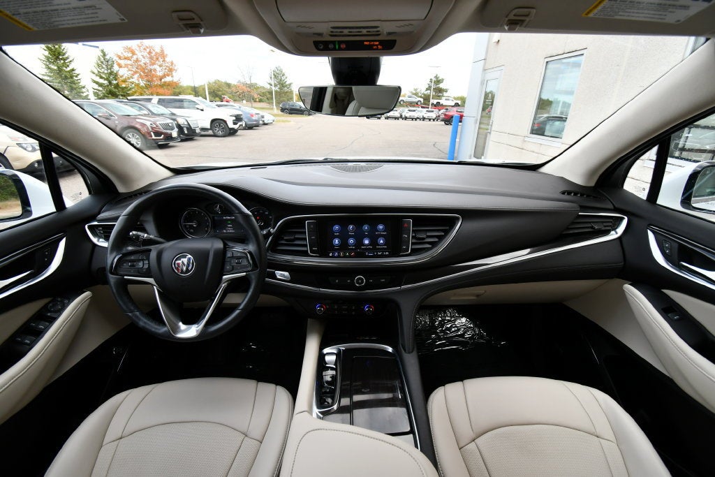 2024 Buick Enclave Essence