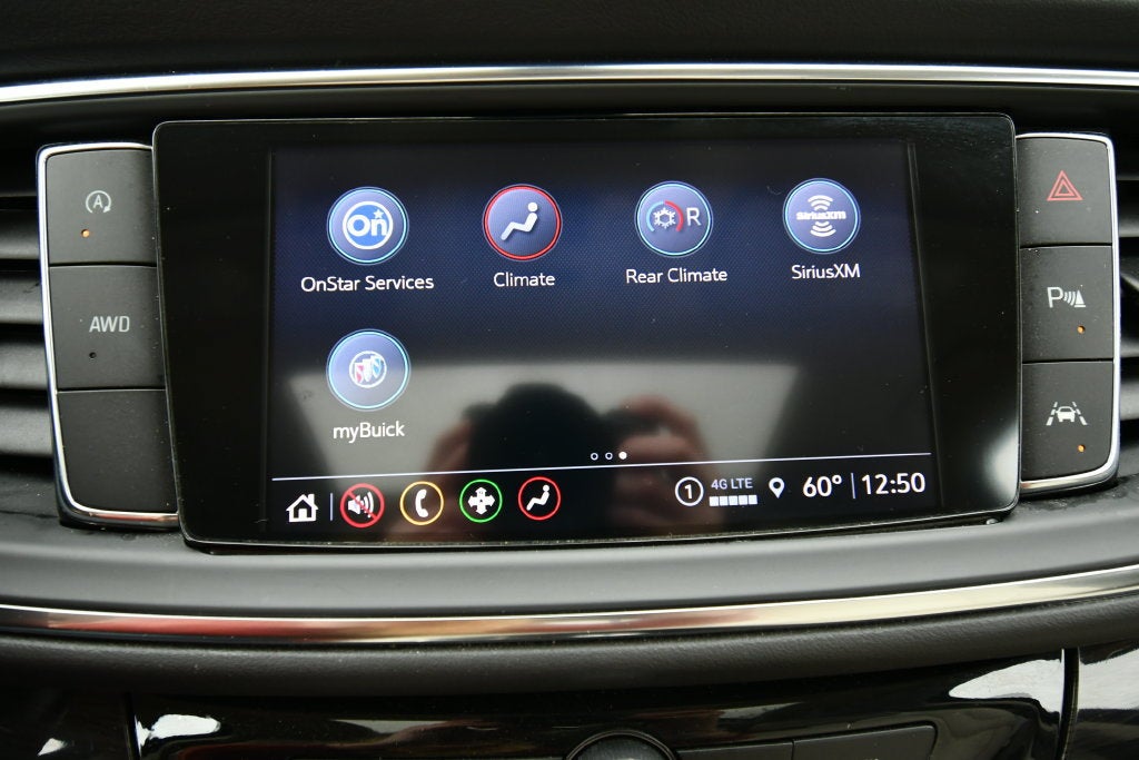 2023 Buick Enclave Essence
