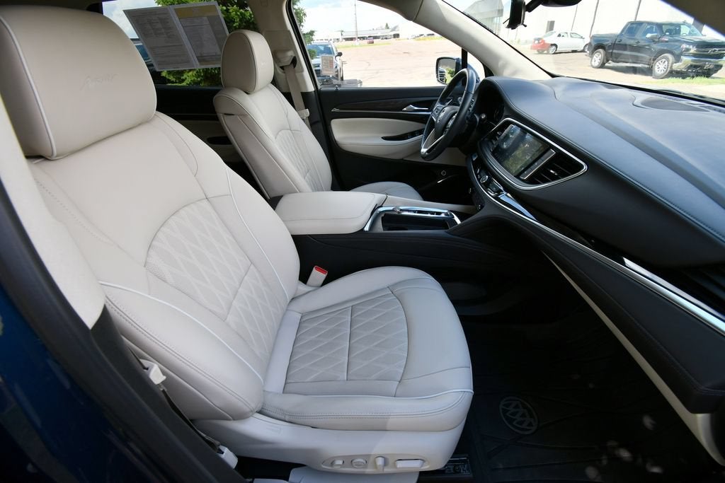 2023 Buick Enclave Avenir