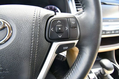 2015 Toyota Highlander LE
