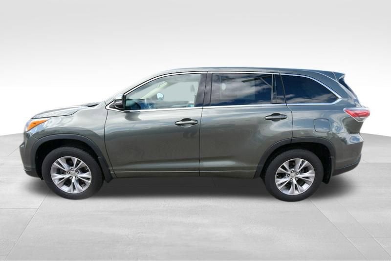 2015 Toyota Highlander LE