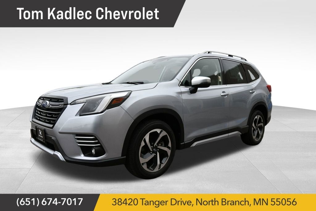 2023 Subaru Forester Touring's photo