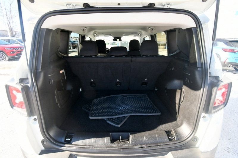 2023 Jeep Renegade Upland